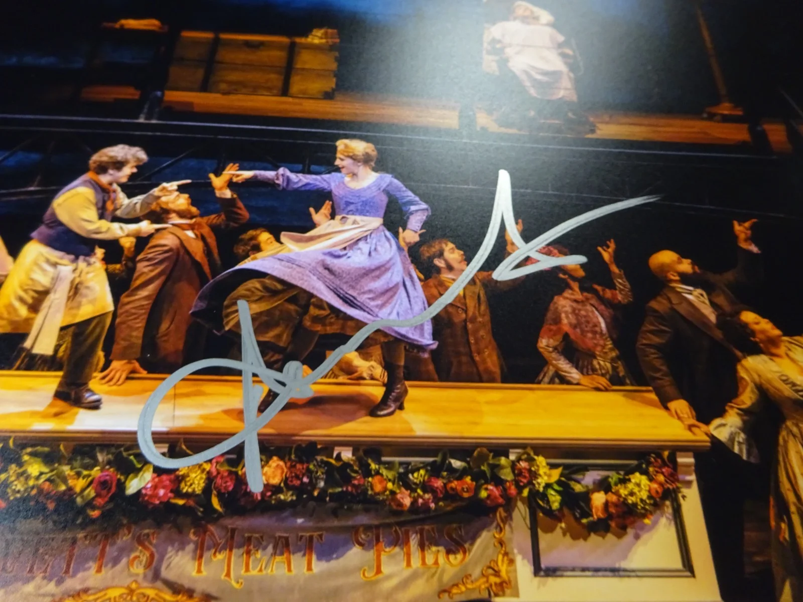 Annaleigh Ashford — Autographed Sweeney Todd 12"x18" Photo Signed Annaleigh Ashford Beckett BAS COA, изображение 4
