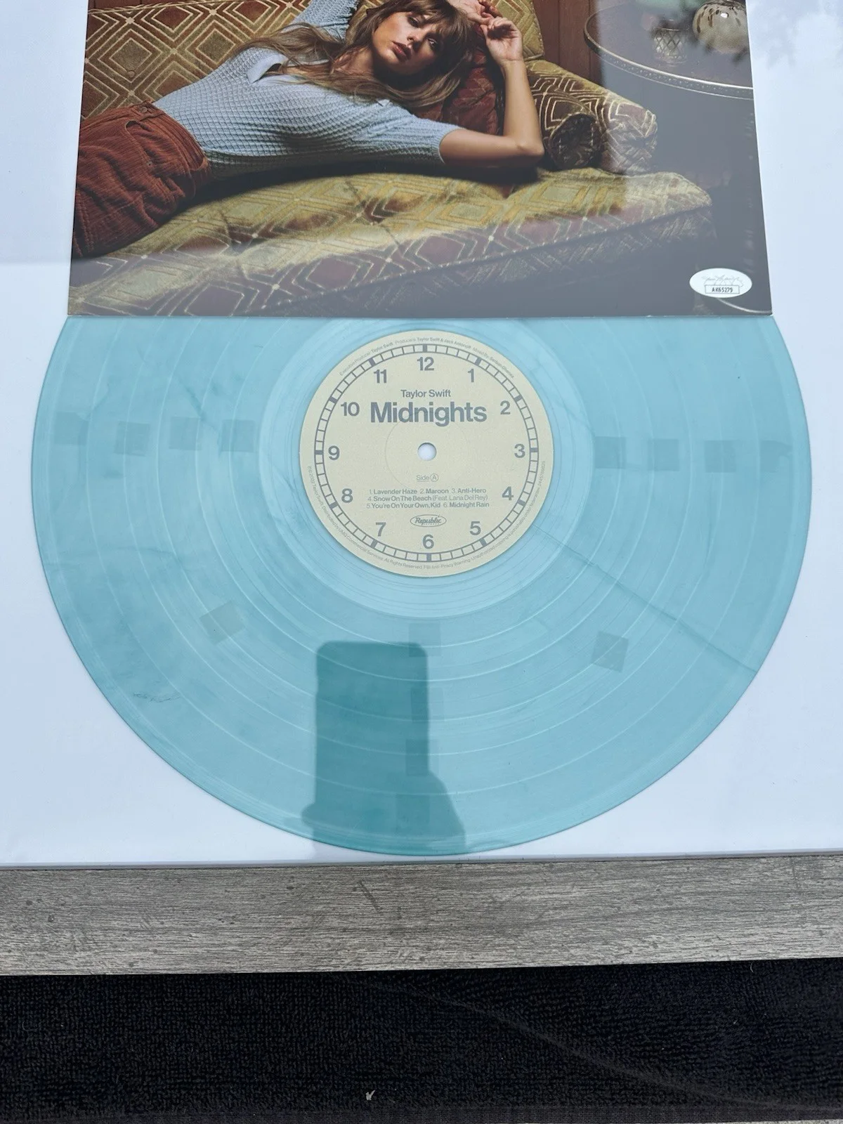 Taylor Swift Signed Custom Framed "Midnights" Vinyl Album Cover Display (JSA), изображение 5