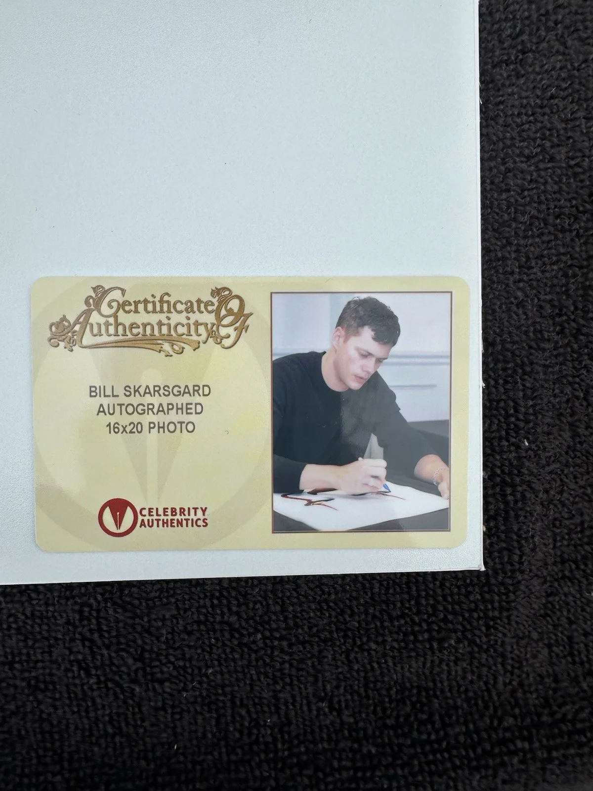 Bill skarsgard — Bill Skarsgard Signed Autographed 16x20 Pennywise IT Celebrity Authentics COA, image 3