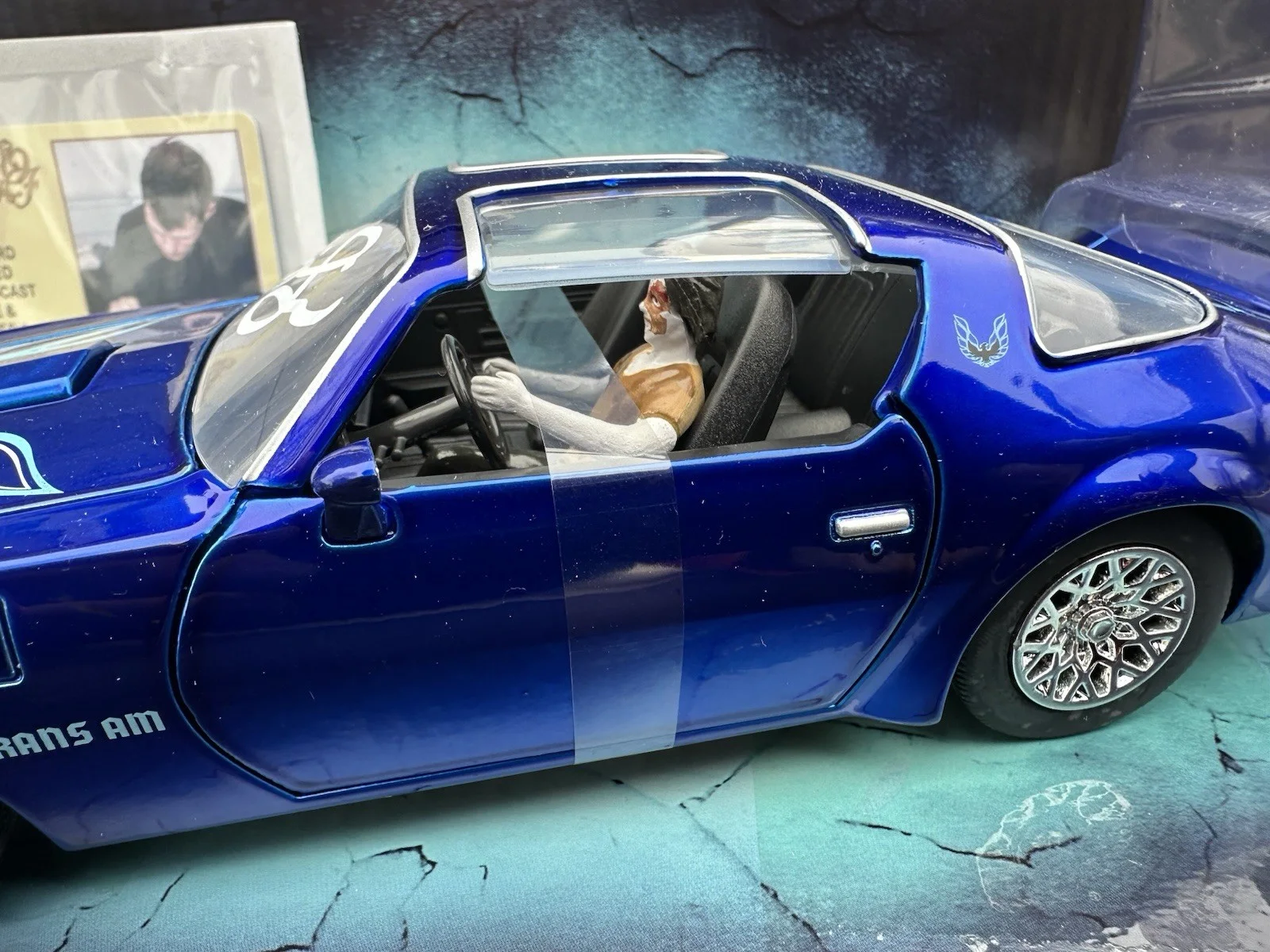 Bill Skarsgard — Bill Skarsgard Signed Autographed Pontiac Firebird Diecast Celebrity Authentics, изображение 5