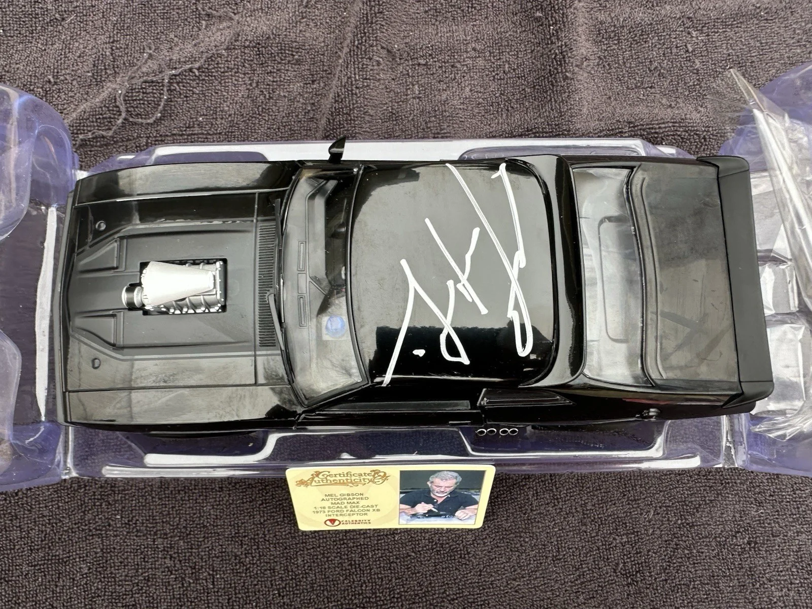 Mel Gibson — Mel Gibson Autographed Mad Max 1:18 Scale Die-Cast 1973 Ford Falcon Interceptor, image 3