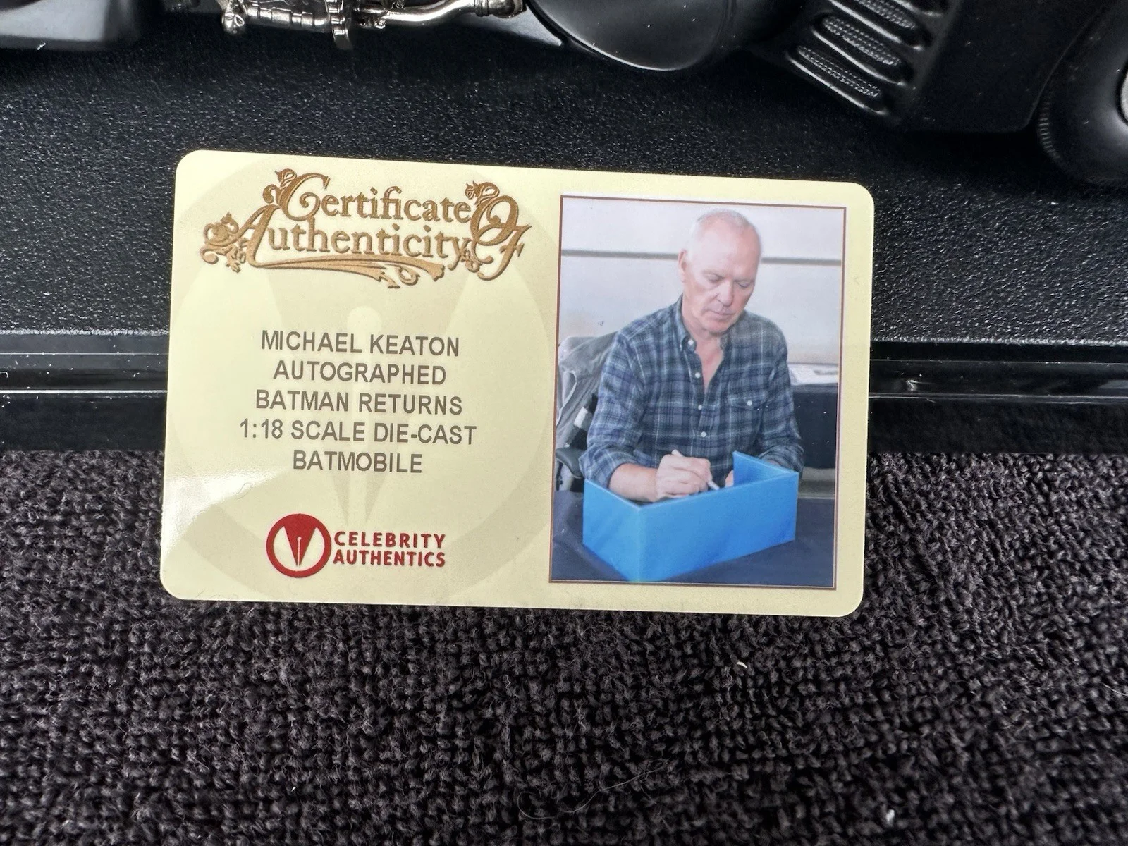 Michael Keaton — Michael Keaton Signed Autographed 1:18 Scale Batmobile Celebrity Authentics COA, image 4