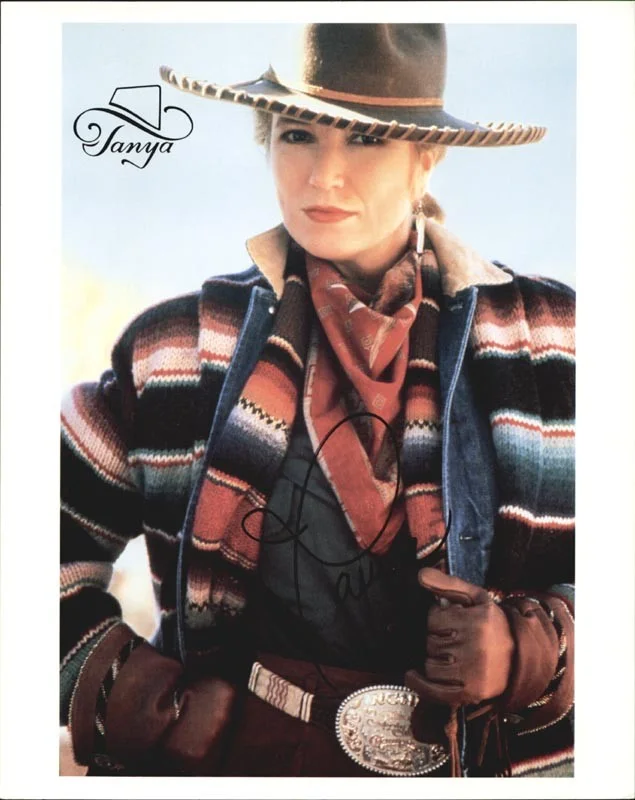 Tanya Tucker — TANYA TUCKER - PRINTED PHOTOGRAPH SIGNED IN INK