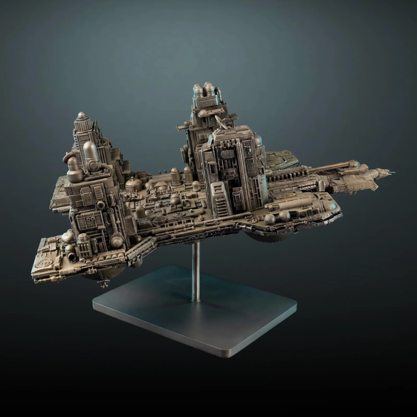 Alien - Replica Model of the USCSS Nostromo with Oil Refinery, изображение 2