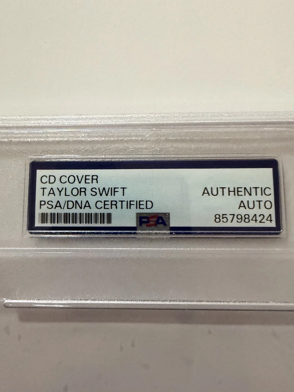 Taylor Swift Signed FOLKLORE CD Cover PSA/DNA ENCAPSULATED, image 4