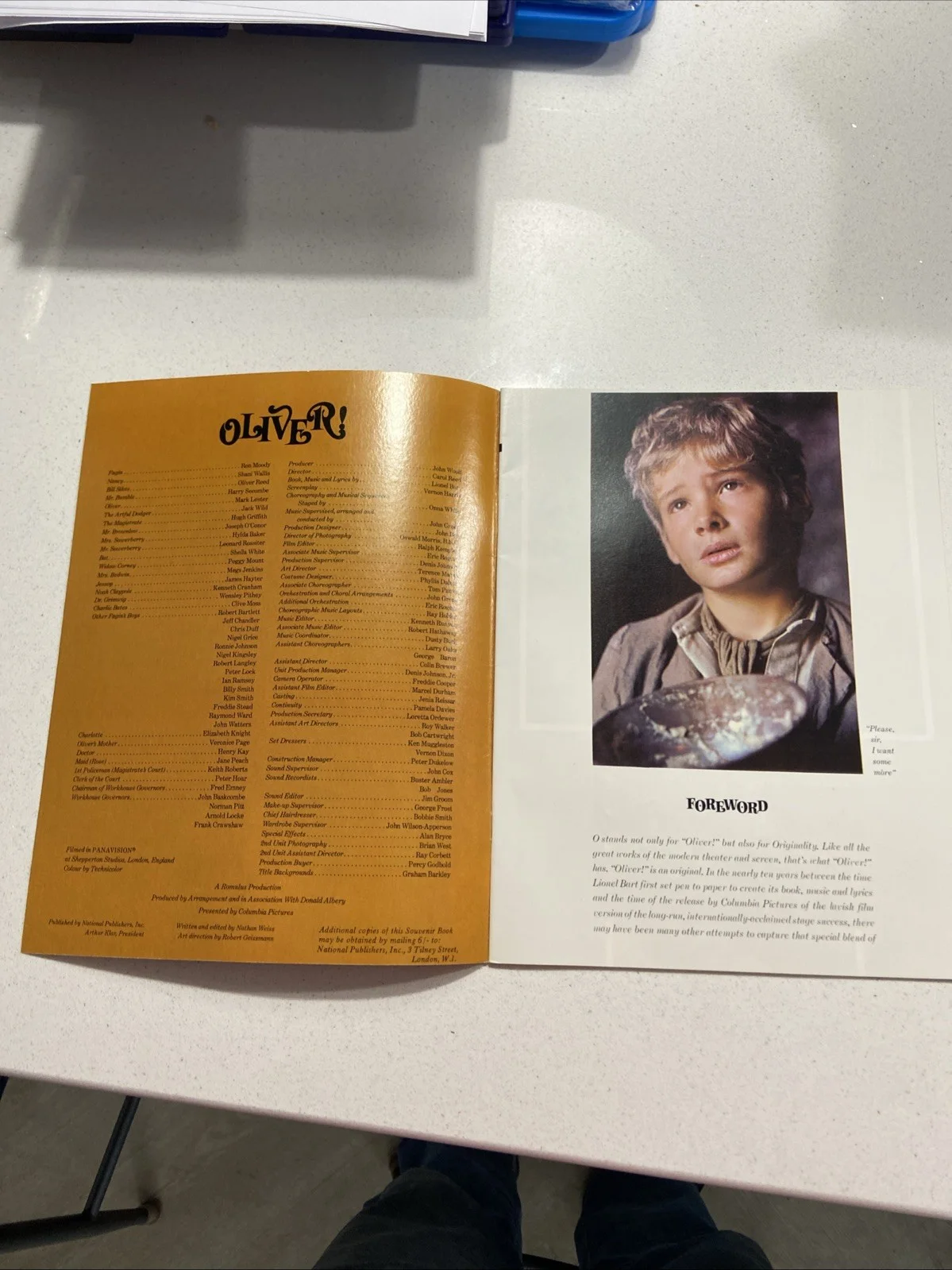 Oliver! Souvenir Program 1968, image 3