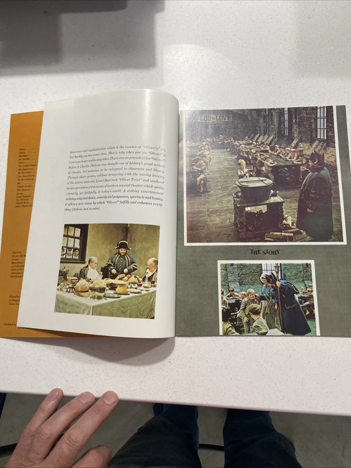 Oliver! Souvenir Program 1968, image 4