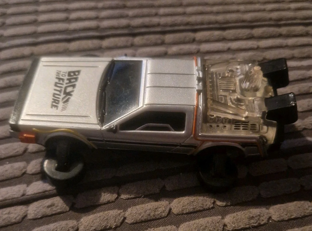 BACK TO THE FUTURE DELOREAN Toy Car UNIVERSAL STUDIOS Back Logo, image 2