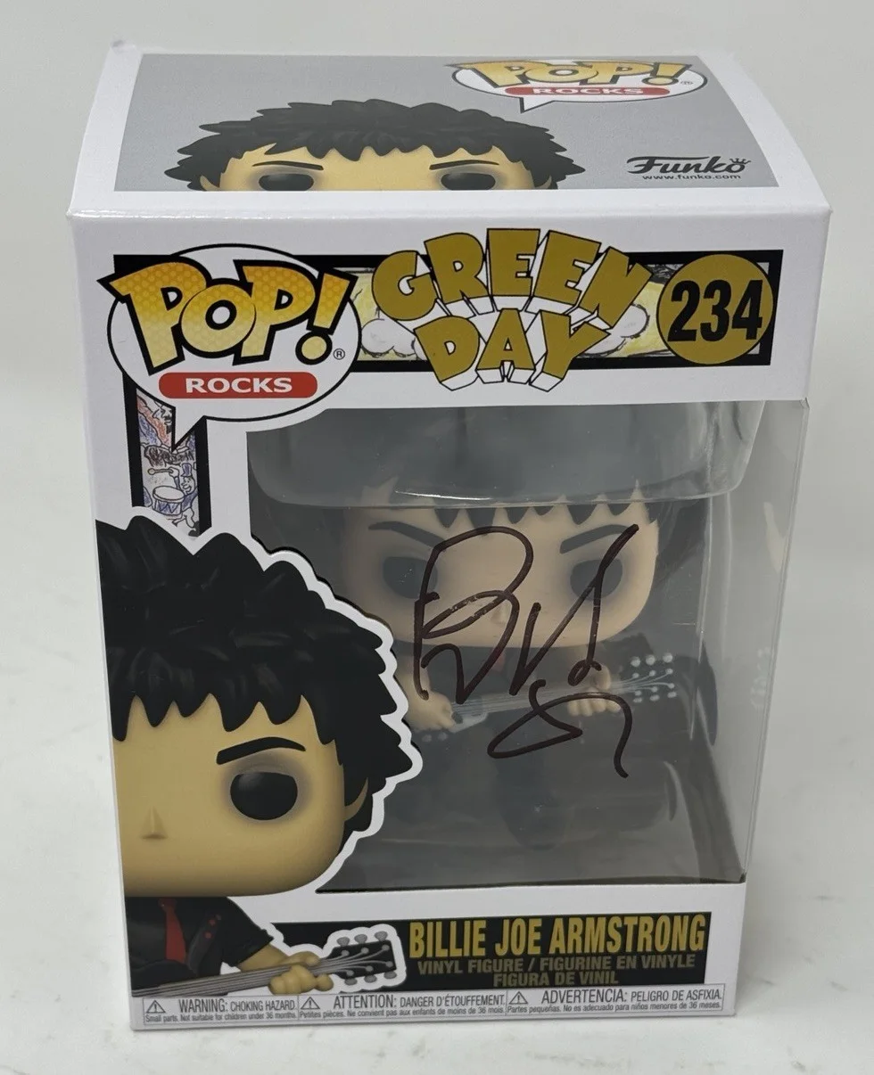 Billie Joe Armstrong Signed Autograph Green Day Funko Pop Figure Beckett COA, изображение 3