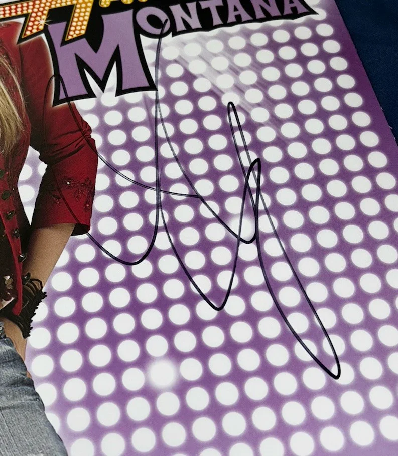 Miley Cyrus Signed Vinyl Album The Best Of Hannah Montana With Proof, изображение 2
