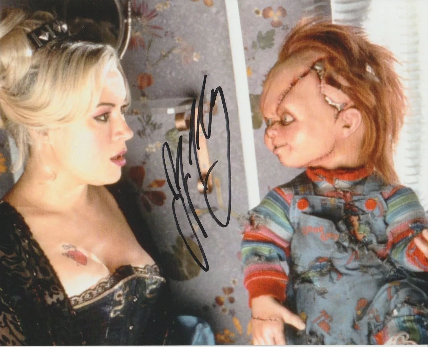Jennifer Tilly — Jennifer Tilly signed Bride of Chucky 8x10 photo