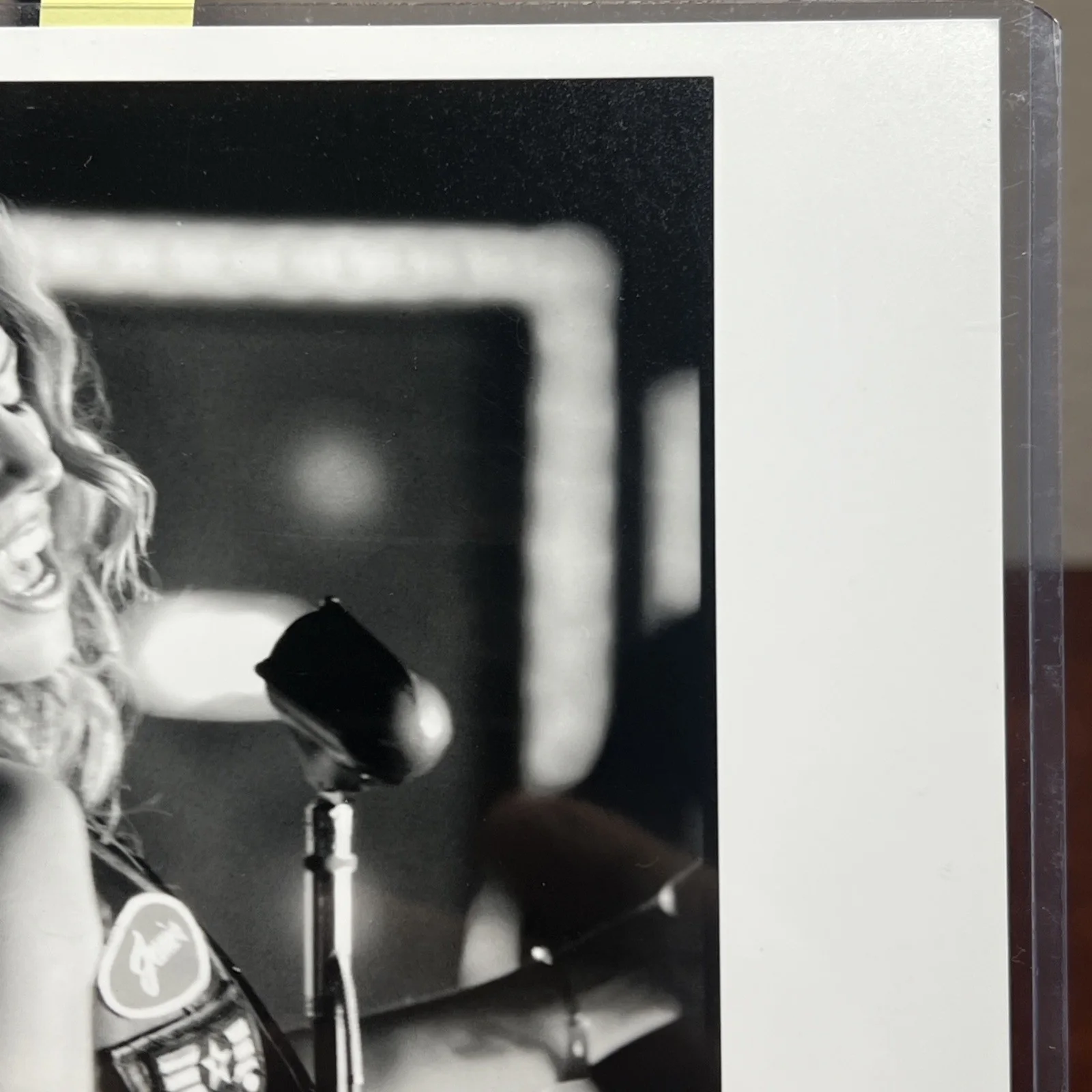Sheryl Crow Autographed 8x10 B/W 2002 Promo Photo with AUTOGRAPH, image 3