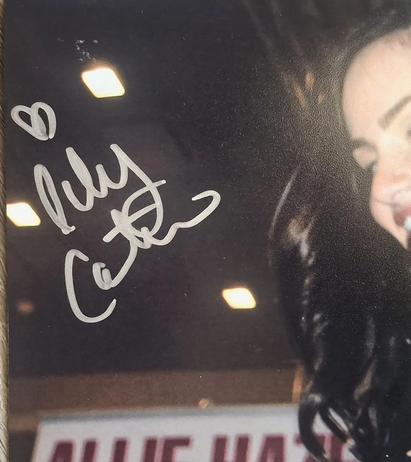 Lily Carter Signed 8x12" PHOTO #7 - Sneak A Peek, изображение 2