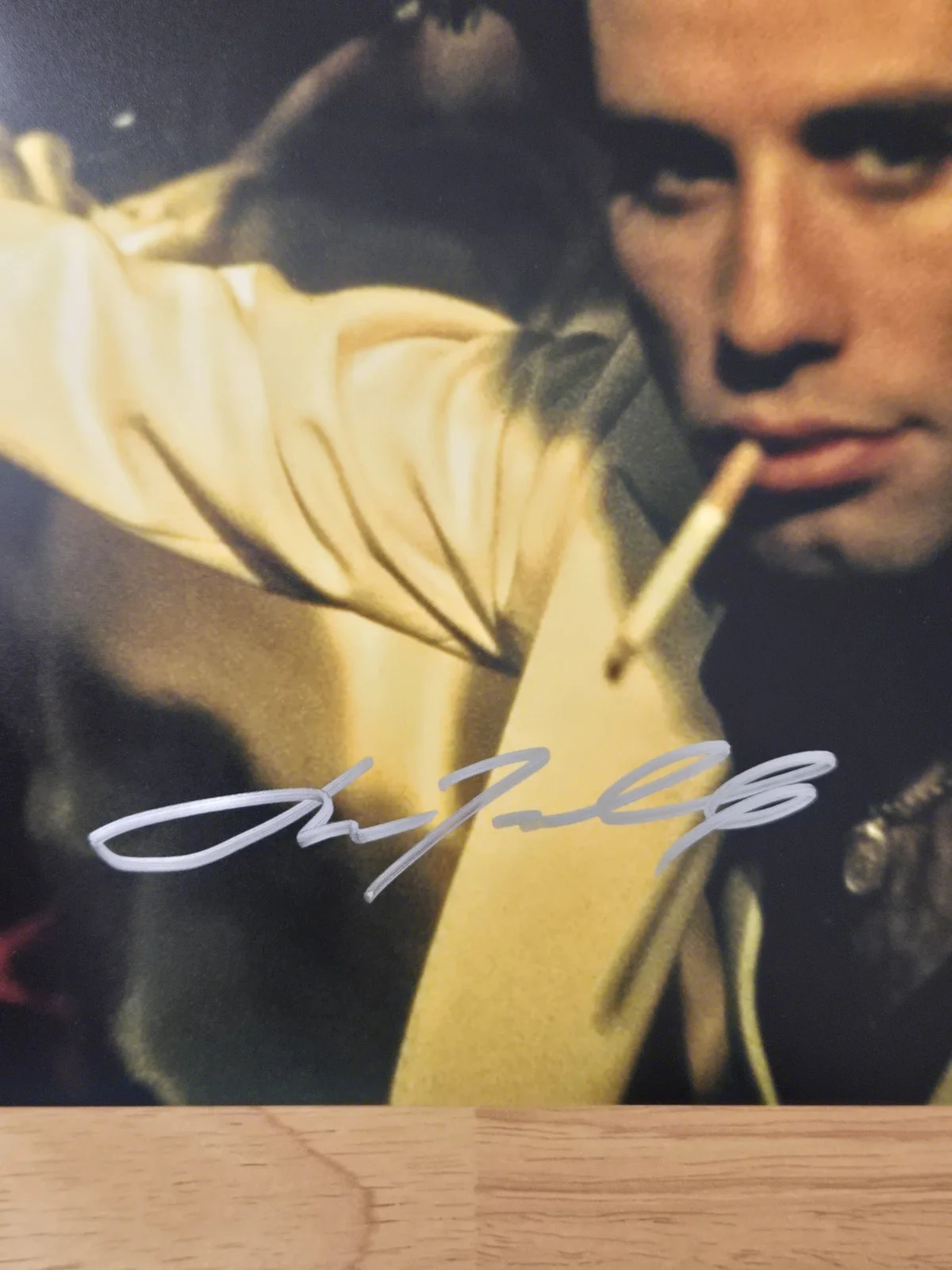 John Travolta — John Travolta Signed 8x10 Photo Saturday Night Fever 8x10 photo Beckett, изображение 4