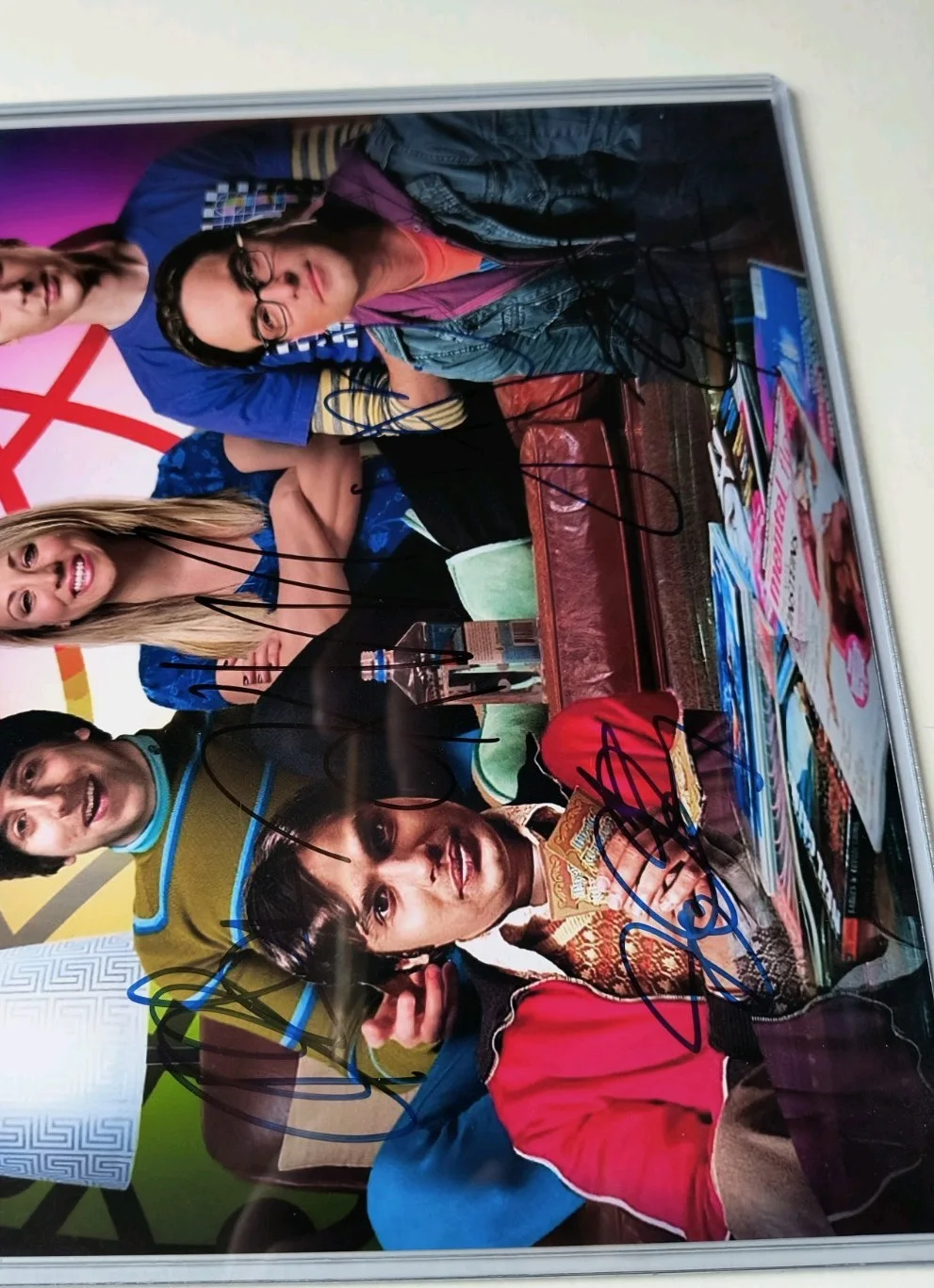 Jim Parsons, Johnny Galecki, Kaley Cuoco, Helberg, Nayyar — "Big Bang Theory" Original Cast (x5) Signed 8x10 Photograph GUARANTEED AUTHENTIC, изображение 2