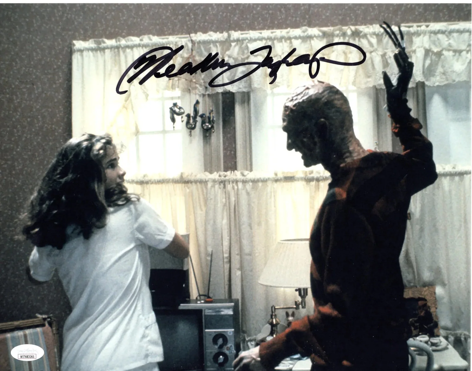 Heather Langenkamp — Heather Langenkamp signed 11x14 Photo Nancy A Nightmare on Elm Street JSA