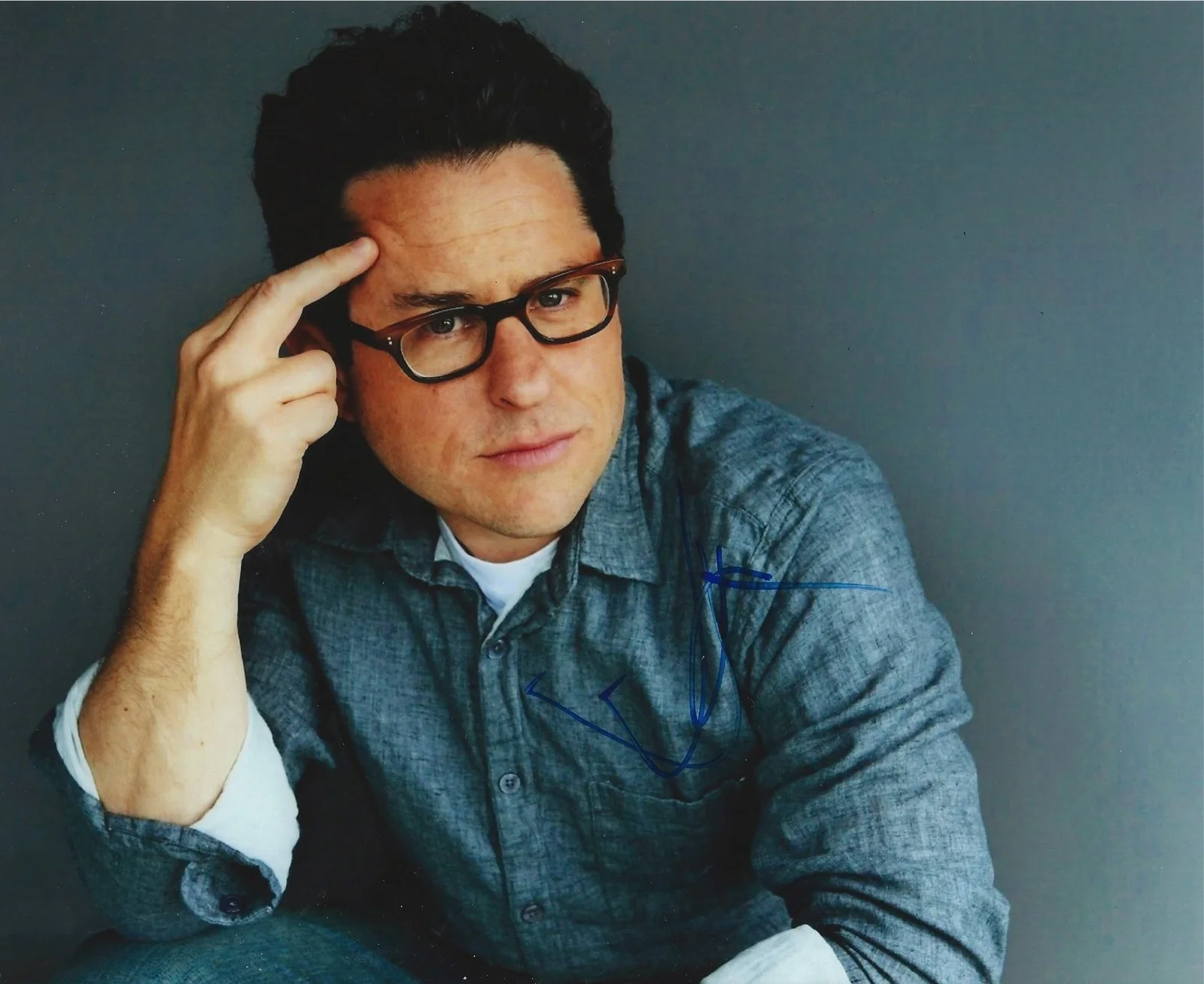 JJ Abrams — JJ Abrams signed 8x10 photo in person Proof. Star Wars Force Awakens J.J.
