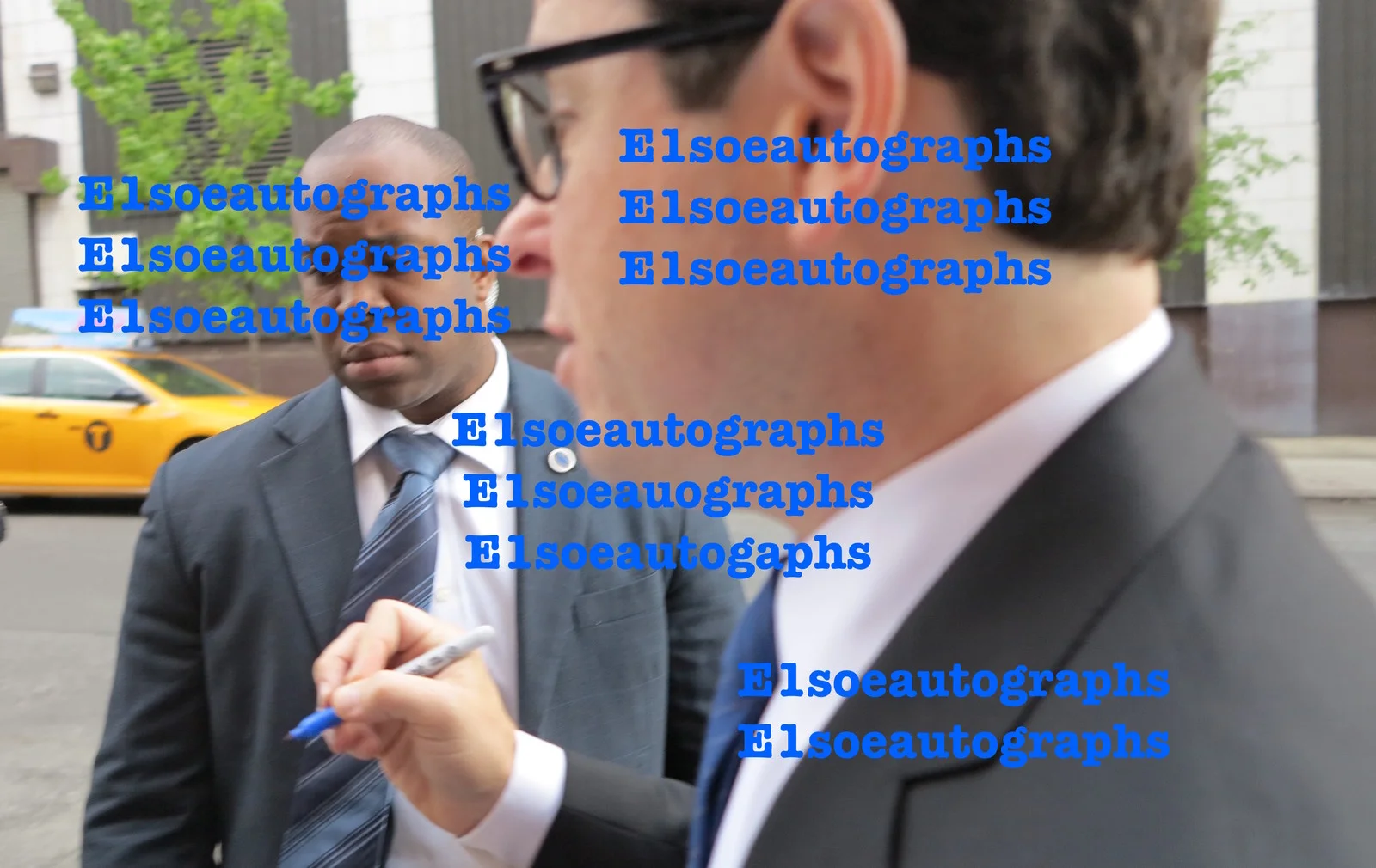 JJ Abrams — JJ Abrams signed 8x10 photo in person Proof. Star Wars Force Awakens J.J., image 2