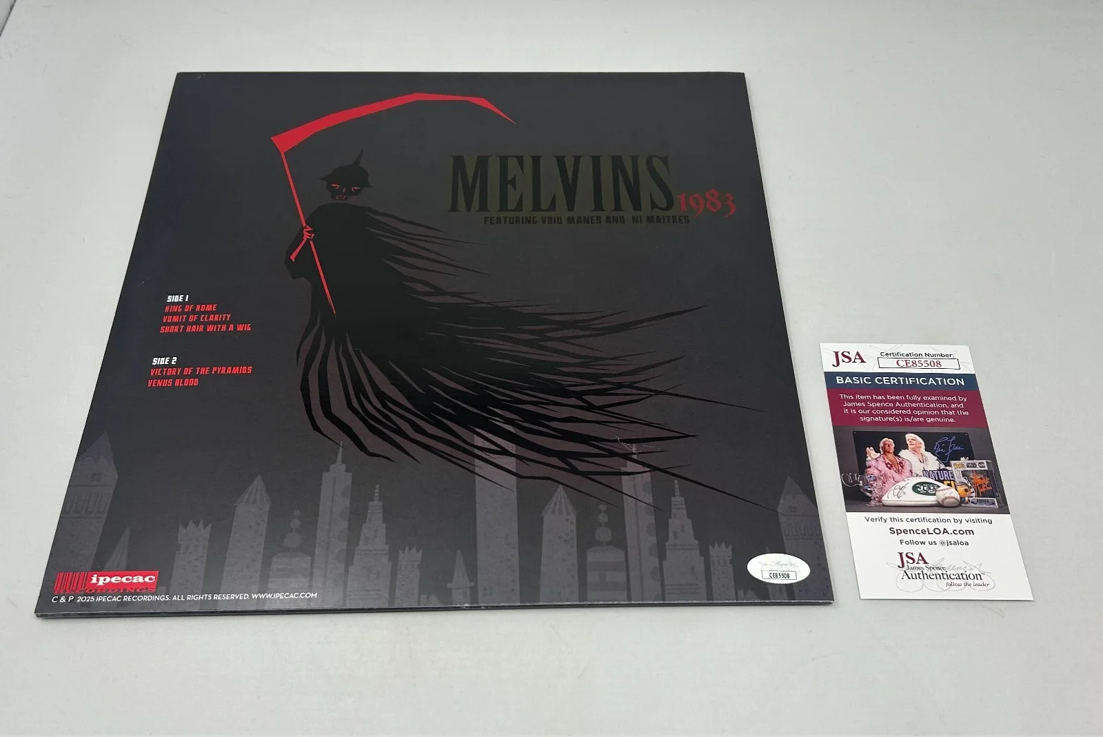 Buzz Osborne of Melvins signed Thunderball Album JSA COA, изображение 2