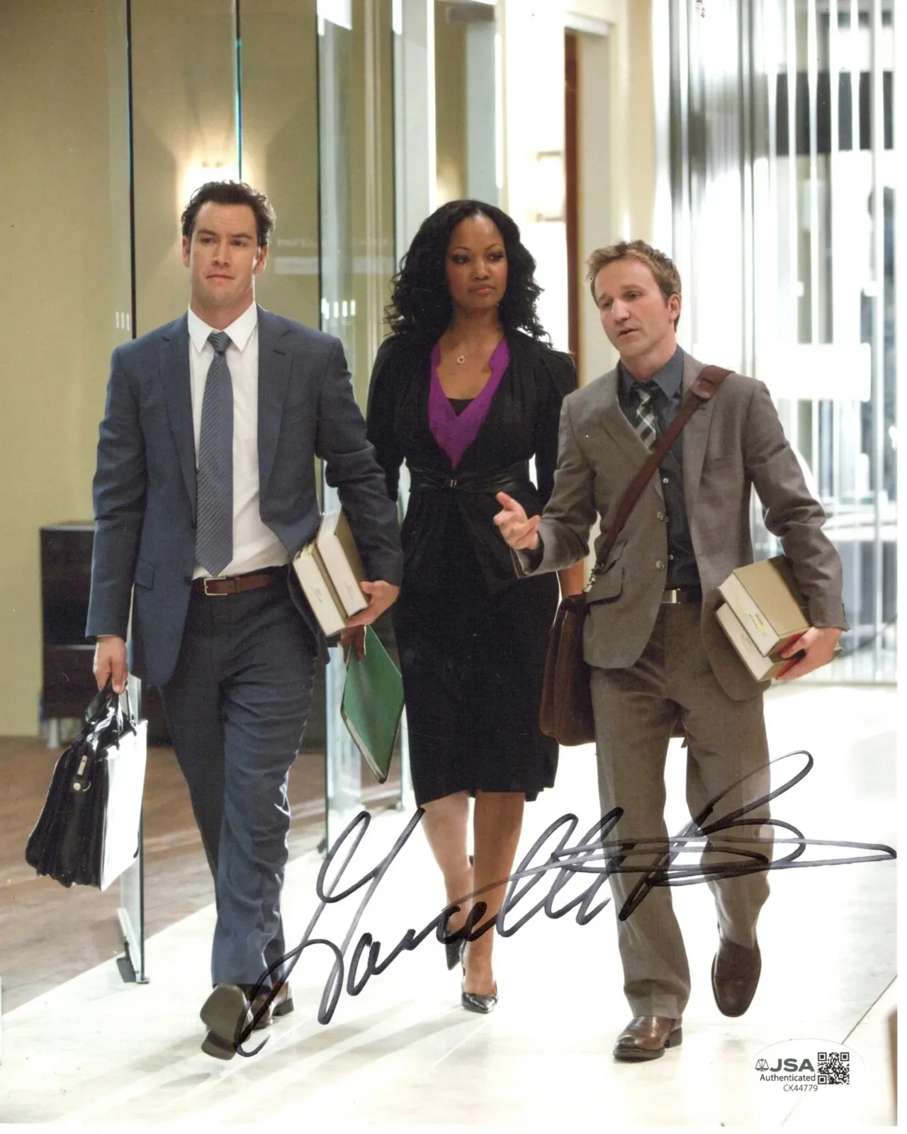 Garcelle Beauvais — Garcelle Beauvais signed 8x10 Photo Hanna Linden Franklin & Bash JSA