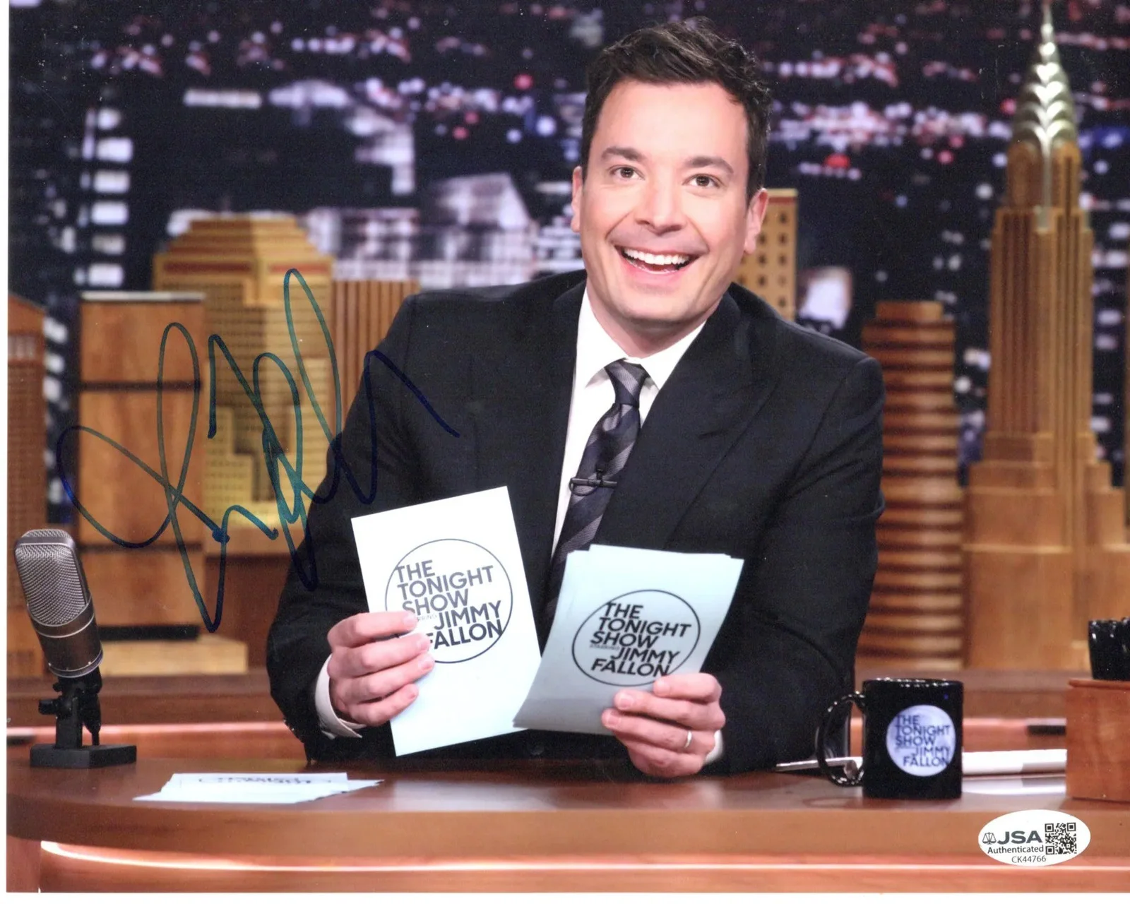 Jimmy Fallon — Jimmy Fallon signed 8x10 Photo Host The Tonight Show JSA Authentication