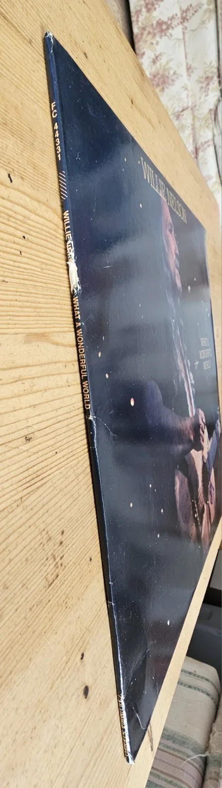 Willie Nelson Signed “What a Wonderful World” Album (Beckett/BAS Authentication), image 4