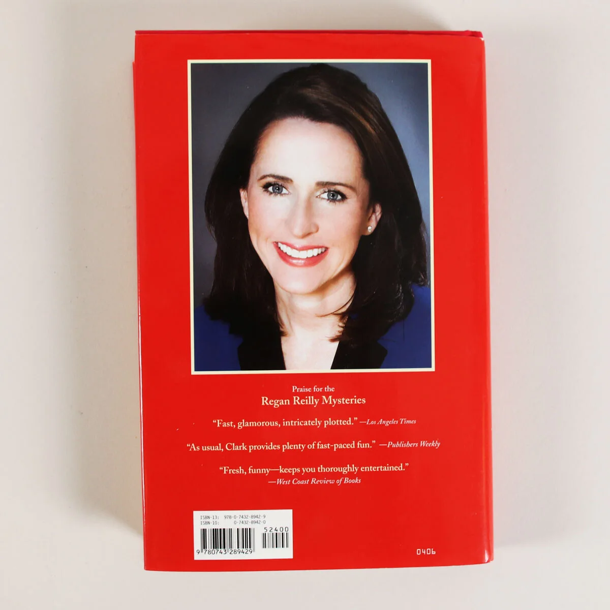 Carol Higgins Clark Signed Book Hitched - COA, image 5