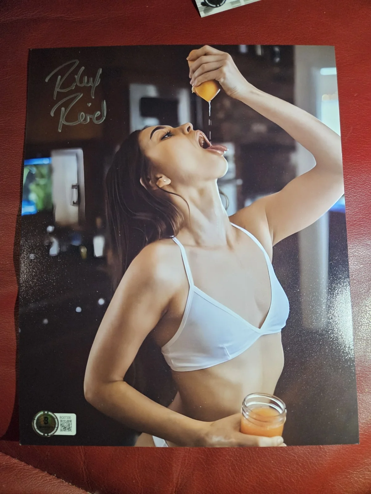 Riley Reid — Riley Reid Signed 8x10 Photo Adult Star Autographed Beckett COA
