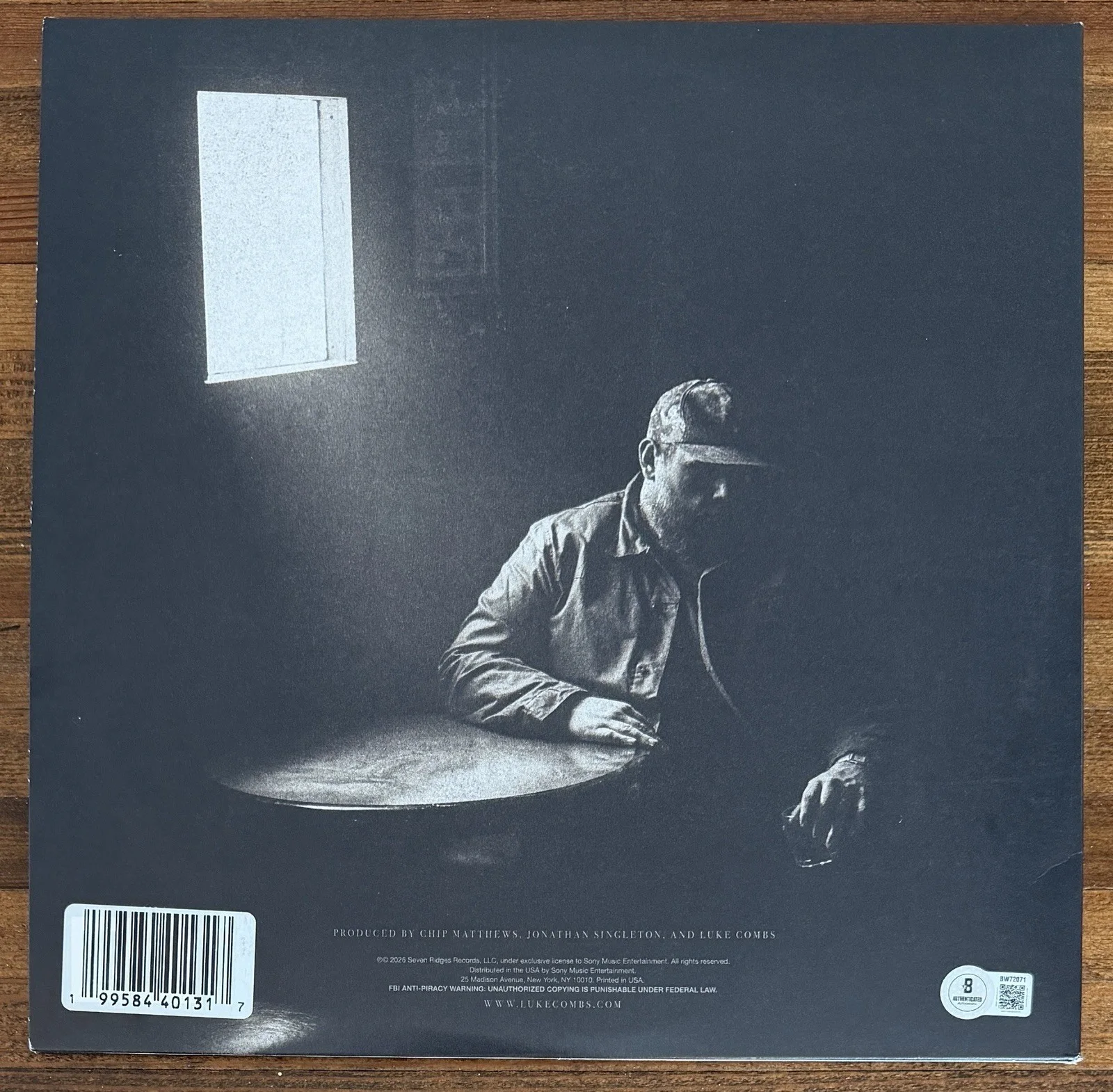 Luke Combs SIGNED The Way I Am Vinyl Jacket Cover Autograph BECKETT BAS COA, изображение 4