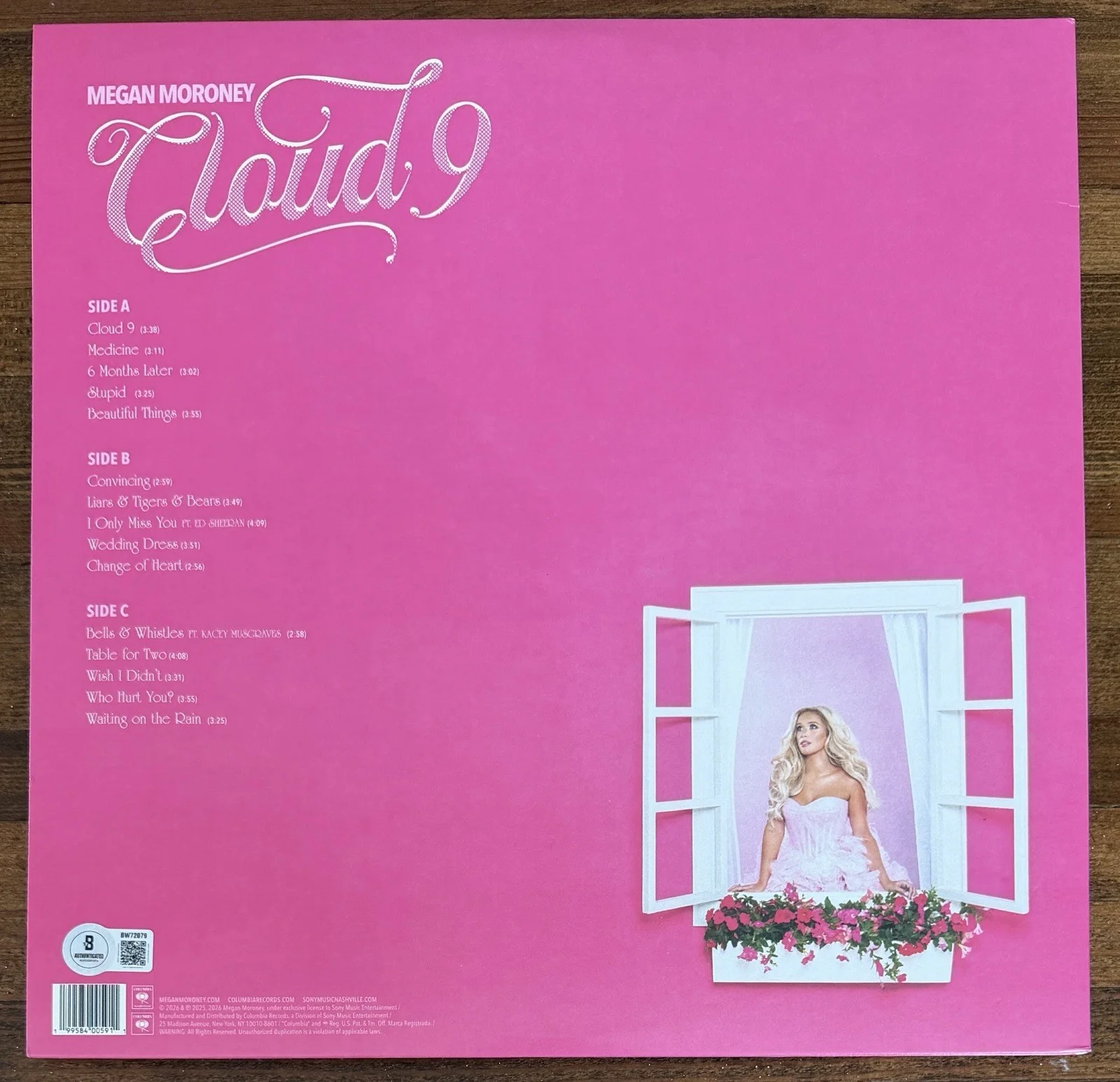 Megan Moroney SIGNED Cloud 9 Vinyl Jacket Cover Autograph BECKETT BAS COA Auto, изображение 2