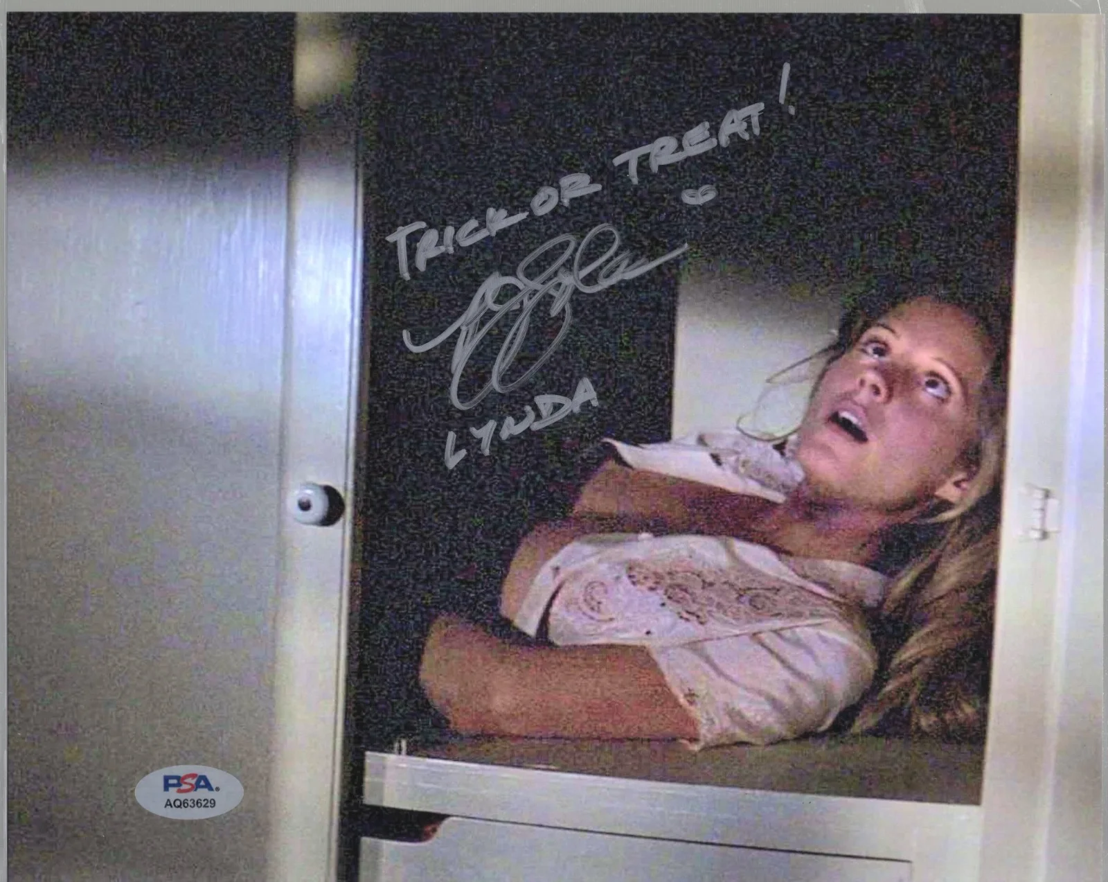P.J. Soles — PJ Soles Halloween Lynda Signed 8x10 Photo PSA DNA Authentic Autograph COA *29