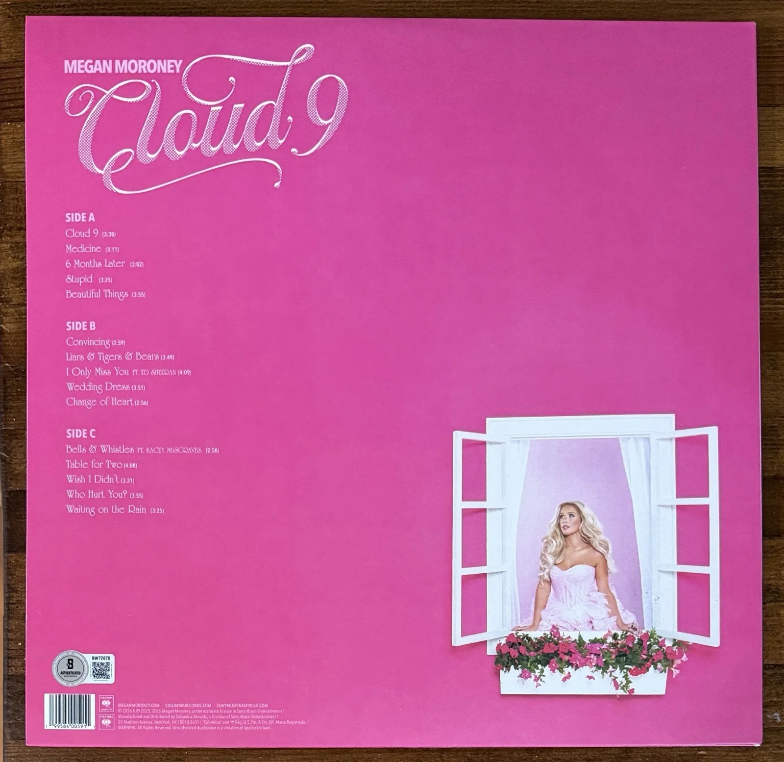 Megan Moroney SIGNED Cloud 9 PINK Vinyl Jacket Cover Autograph BECKETT BAS COA, image 4