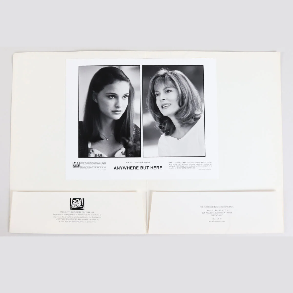 Natalie Portman & Susan Sarandon Signed Press Kit Folder Anywhere But Here Mo..., image 4