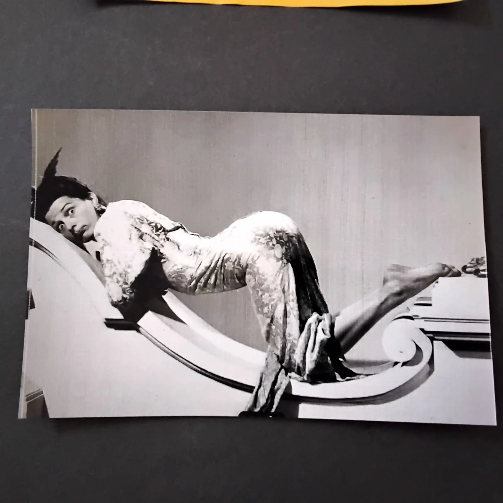 Cass Daley SIGNED Paper Photo Ziegfeld Comedienne 40s Movie Actress Ladies Man, изображение 5