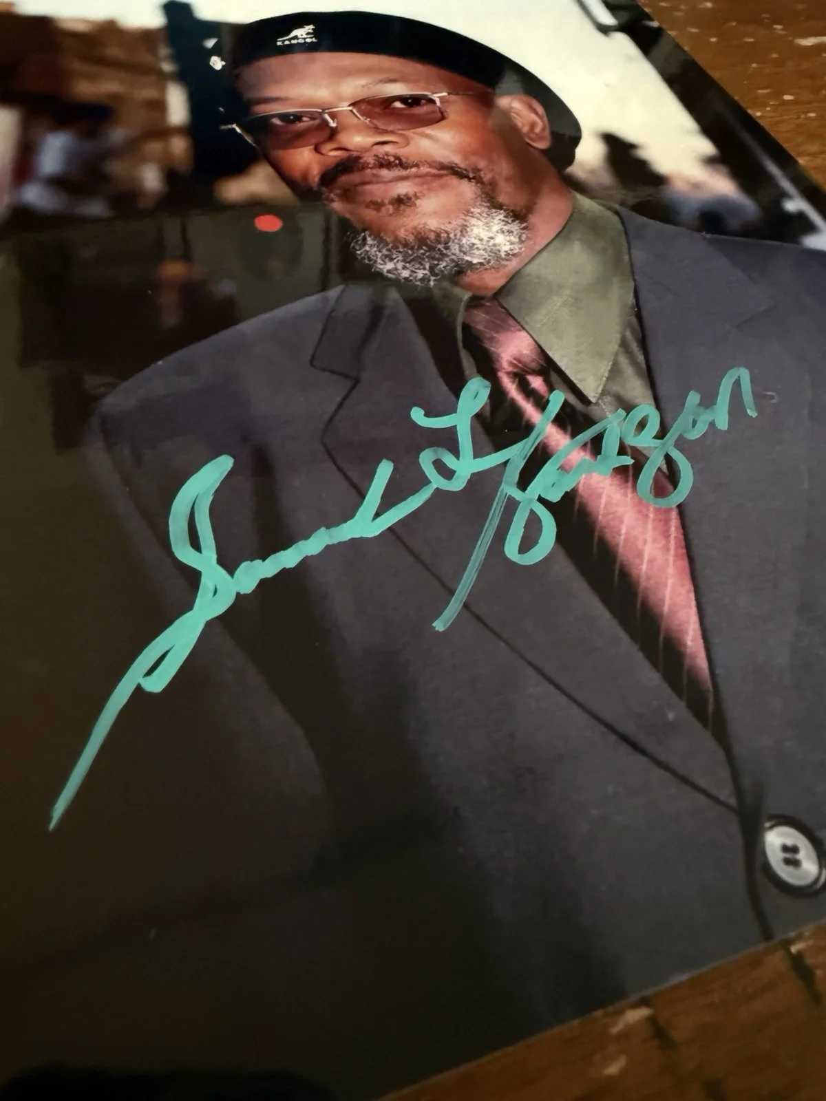 autograph — Samuel L. Jackson Signed Photo 8x10 Autograph Kangol Hat, image 3