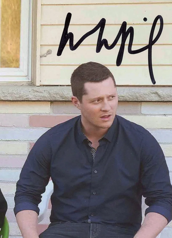Noah Reid — Noah Reid signed "SCHITT'S CREEK" 8x10 Photo EX PROOF b Patrick & David ACOA COA, image 5