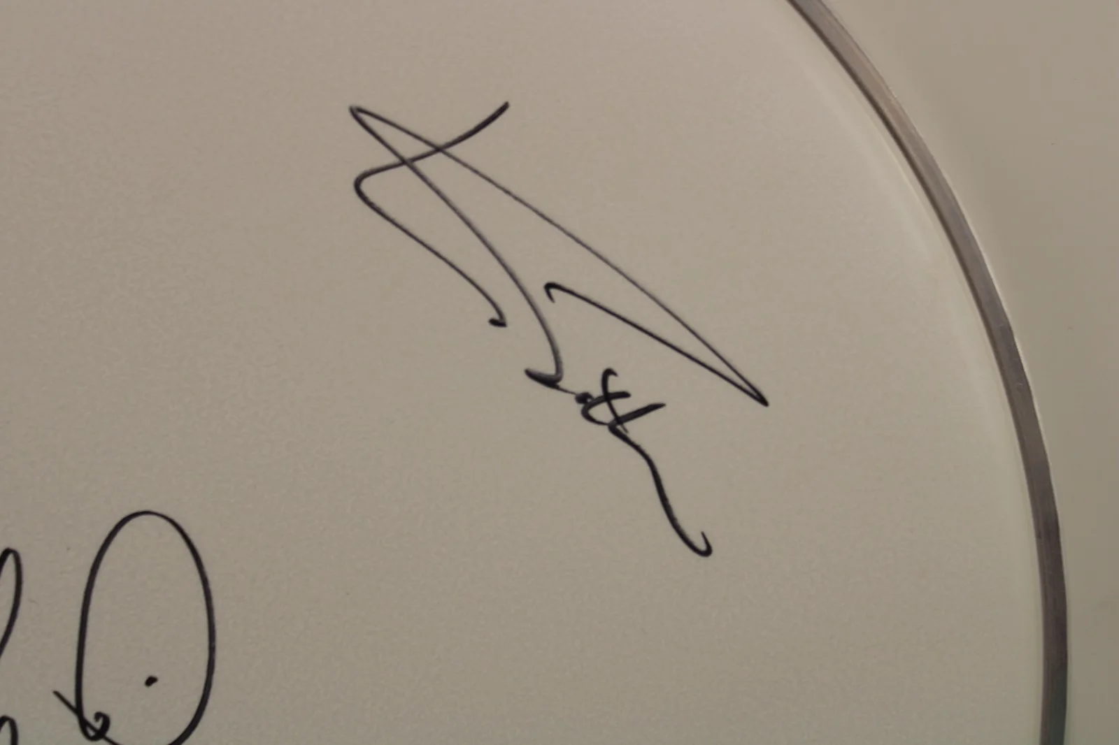 Deep Purple Signed Drum Head 13.5" – Full Band Autographs incl. McBride 2024, image 3