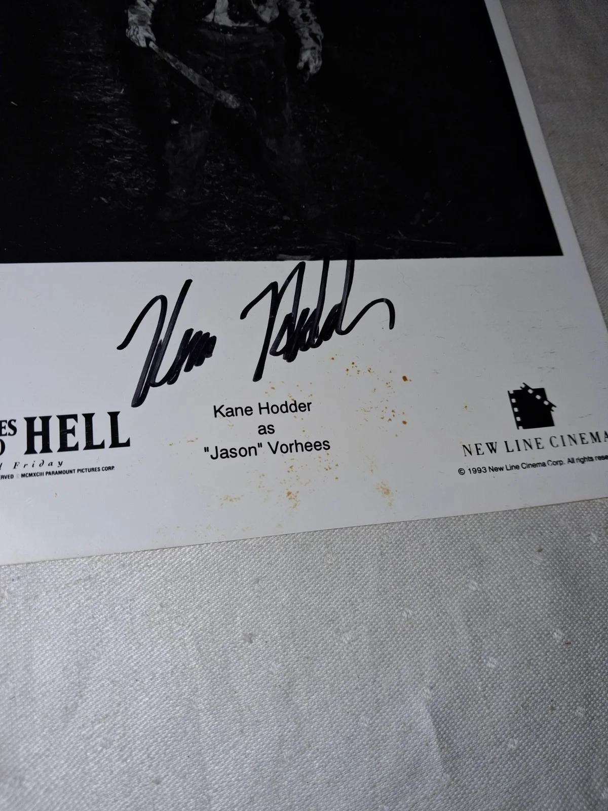 Kane Hodder — 1993 Jason Goes To Hell Kane Hodder Autographed Signed B&W Photo 8x10, изображение 2