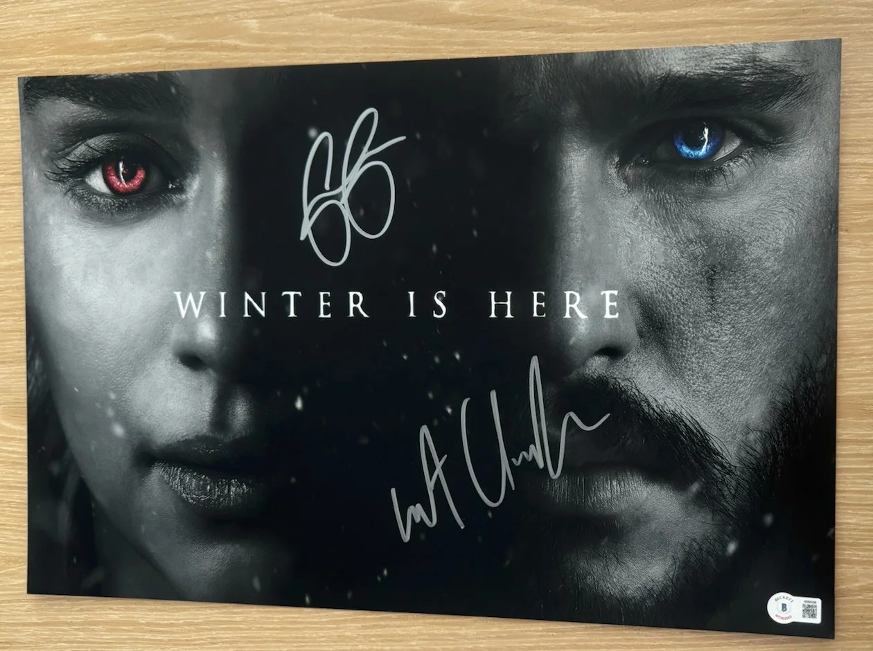 Kit Harington Emilia Clarke — KIT HARINGTON EMILIA CLARKE SIGNED GAME OF THRONES 12X18 PHOTO BECKETT BAS 3
