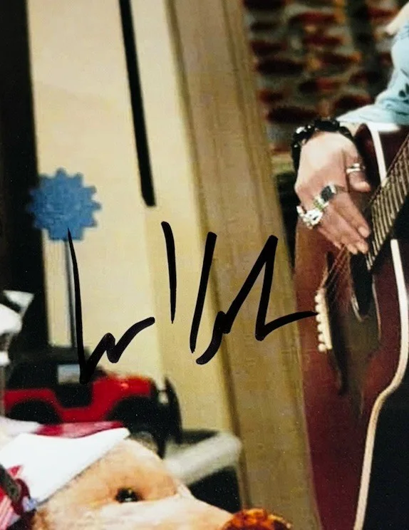 Lisa Kudrow Signed 11x14 Photo Friends Phoebe Buffay With Proof, изображение 2