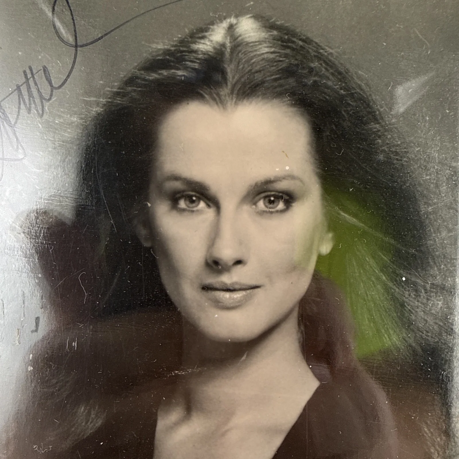 Veronica Hamel — Framed VERONICA HAMEL Signed 8x10 Black and White Photo Vintage Original Rare, изображение 3