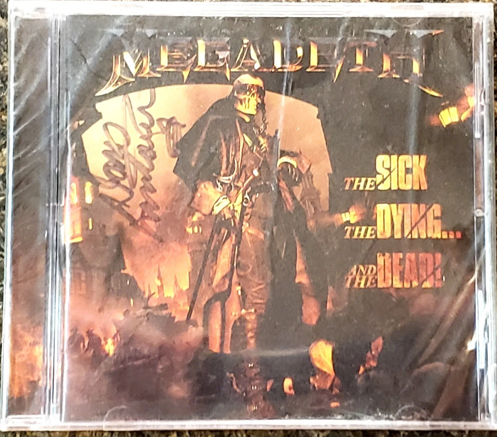 Rare! MEGADETH Signed: Dystopia, Sick Dying Dead, And Megadeth Self Titled CDs, изображение 3