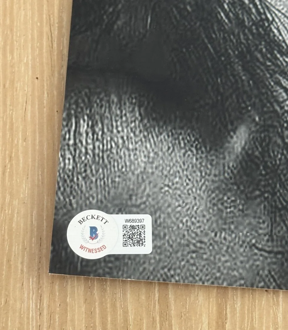 Kit Harington Emilia Clarke — KIT HARINGTON EMILIA CLARKE SIGNED GAME OF THRONES 12X18 PHOTO BECKETT BAS 3, изображение 2