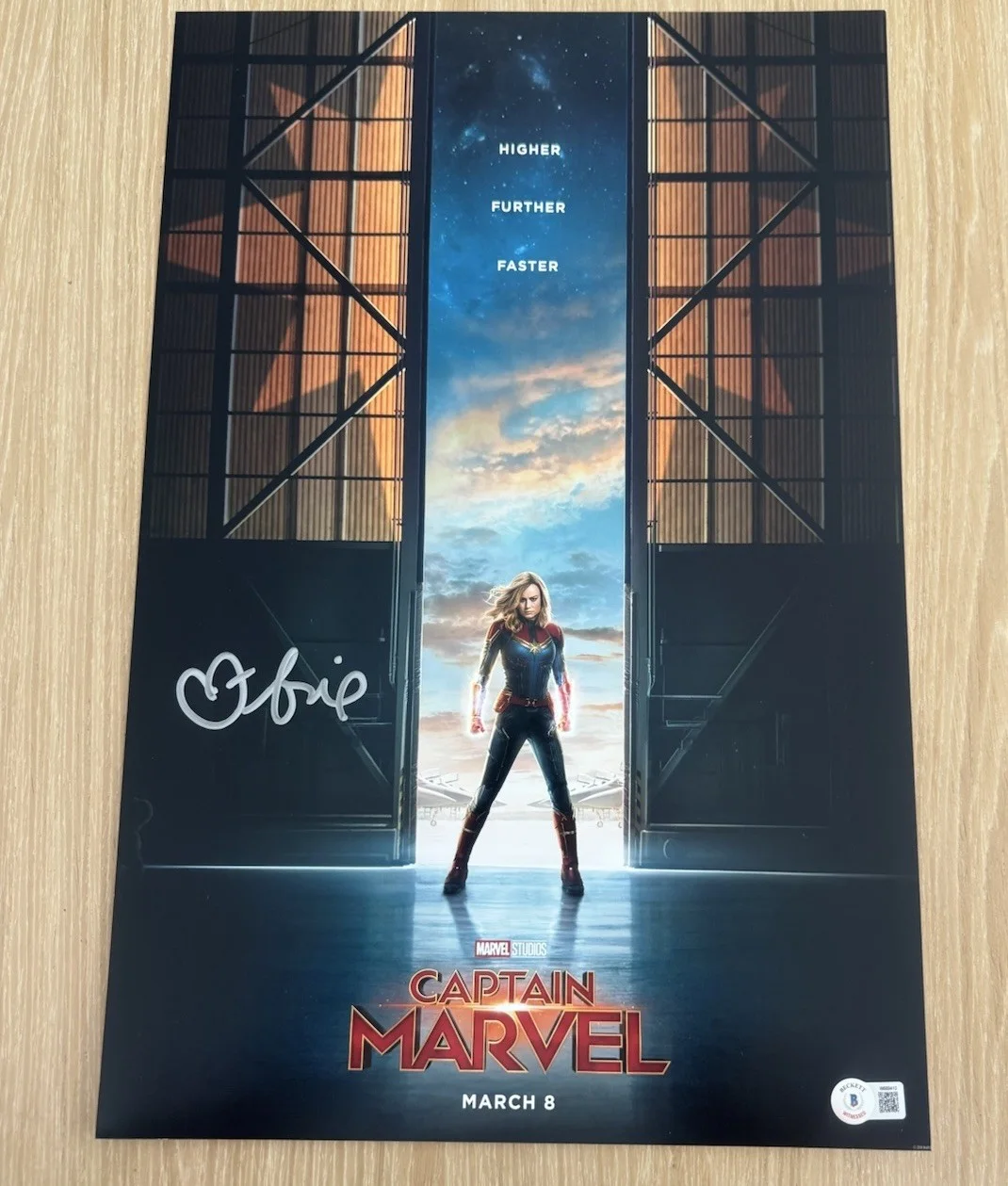 Brie Larson — BRIE LARSON SIGNED CAPTAIN MARVEL AVENGERS 12X18 PHOTO BECKETT BAS 2