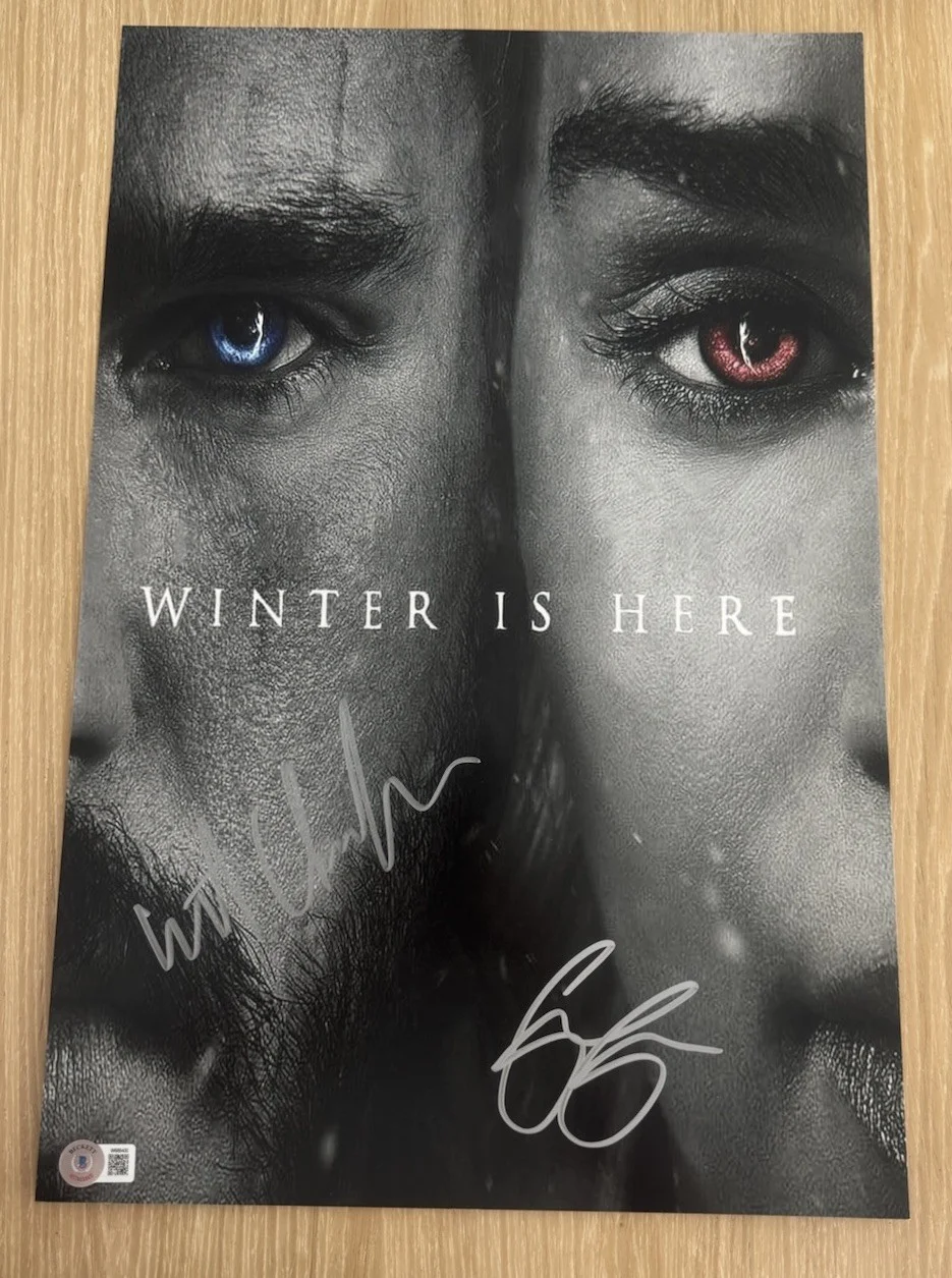 Kit Harington Emilia Clarke — KIT HARINGTON EMILIA CLARKE SIGNED GAME OF THRONES 12X18 PHOTO BECKETT BAS