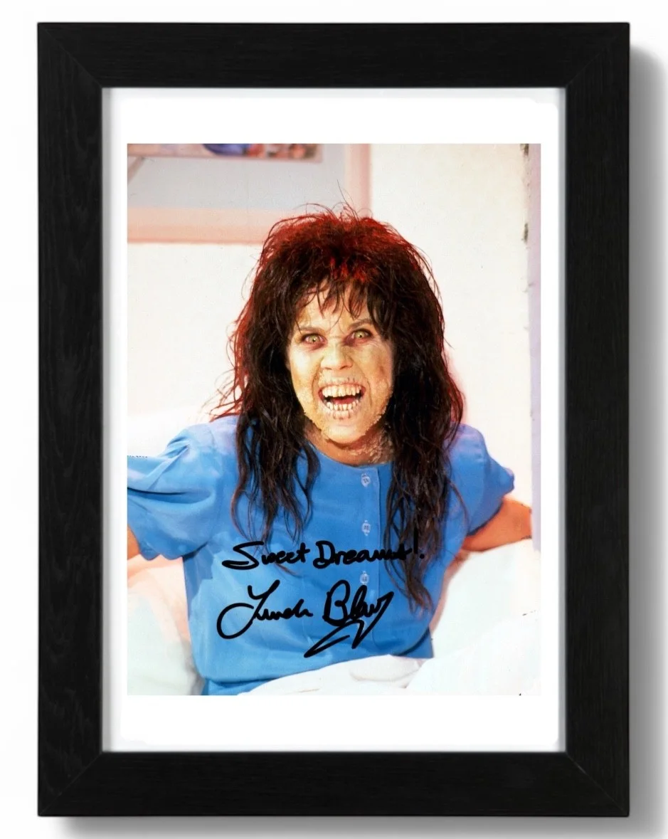 Linda Blair Signed autograph PHOTO Pre Print 6x4/A4/ Framed, изображение 3