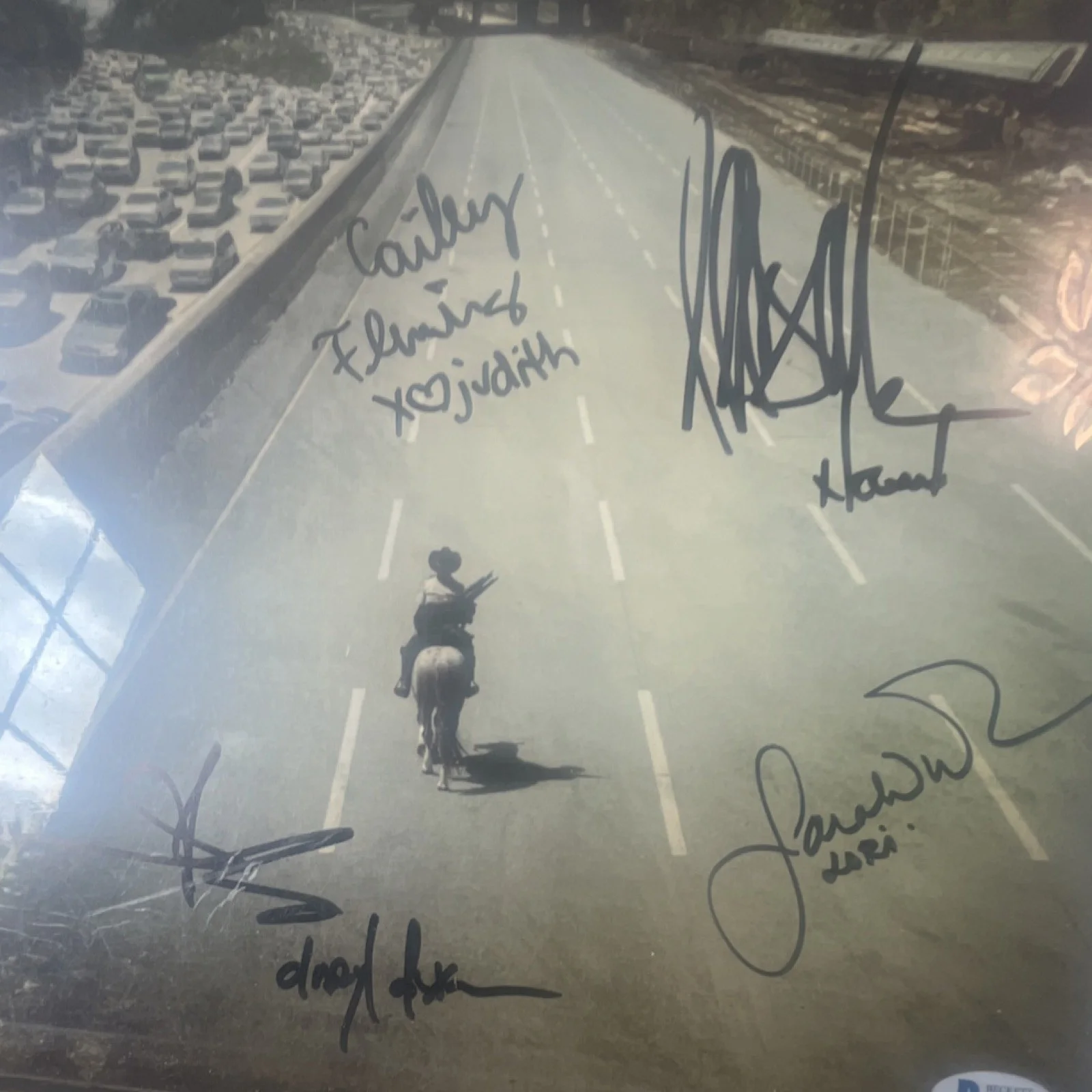 Norman Reedus, Jeffrey Dean Morgan, Cailey Fleming, Sarah Wayne — The Walking Dead Cast Signed Original Photo Beckett Norman Reedus Morgan, image 2