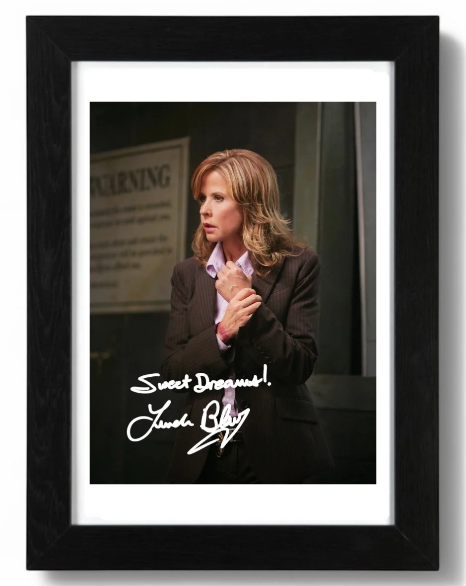 Linda Blair Signed autograph PHOTO Pre Print 6x4/A4/ Framed, изображение 3