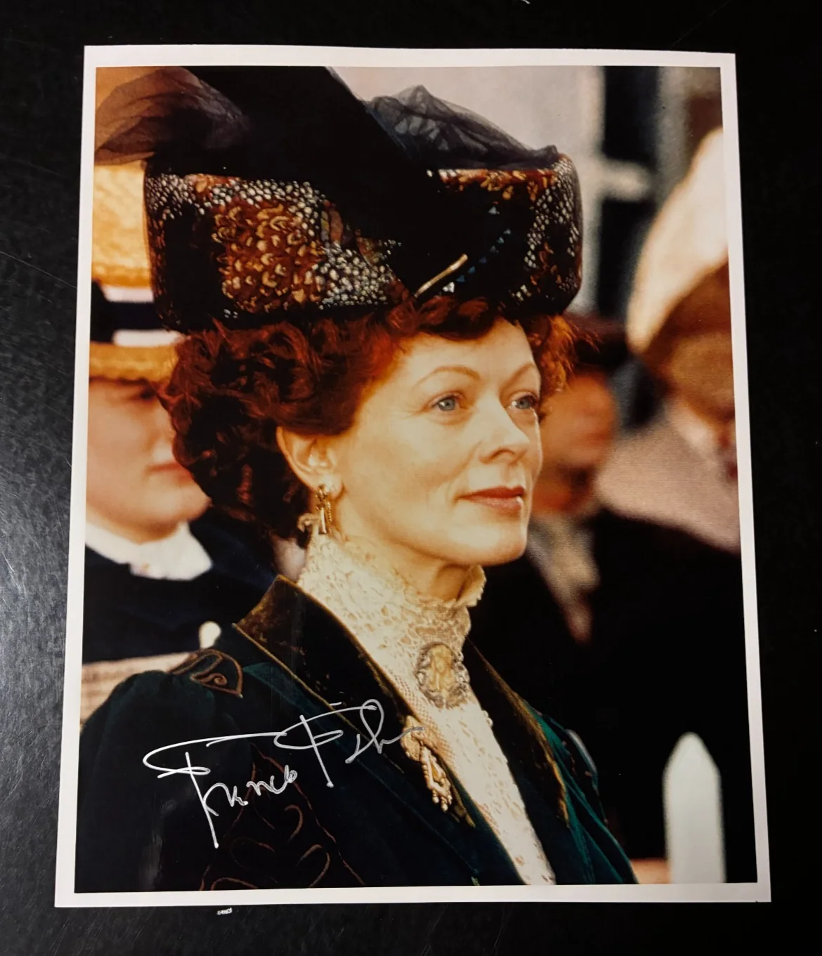 Frances Fisher — Frances Fisher Titanic 8x10 Hand Signed Photo – Autographs‑Etc. 1990s COA, изображение 4