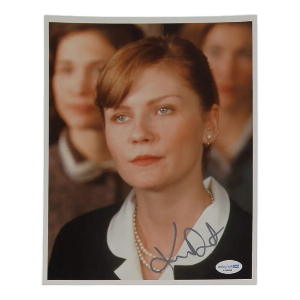 Kirsten Dunst — Kirsten Dunst Signed "Mona Lisa Smile" 8x10 Photo (ACOA) - Elizabeth "Betty" War